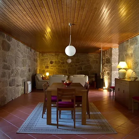 Recantos Na Portela Ferienhaus