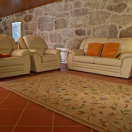 Recantos Na Portela Ferienhaus *
